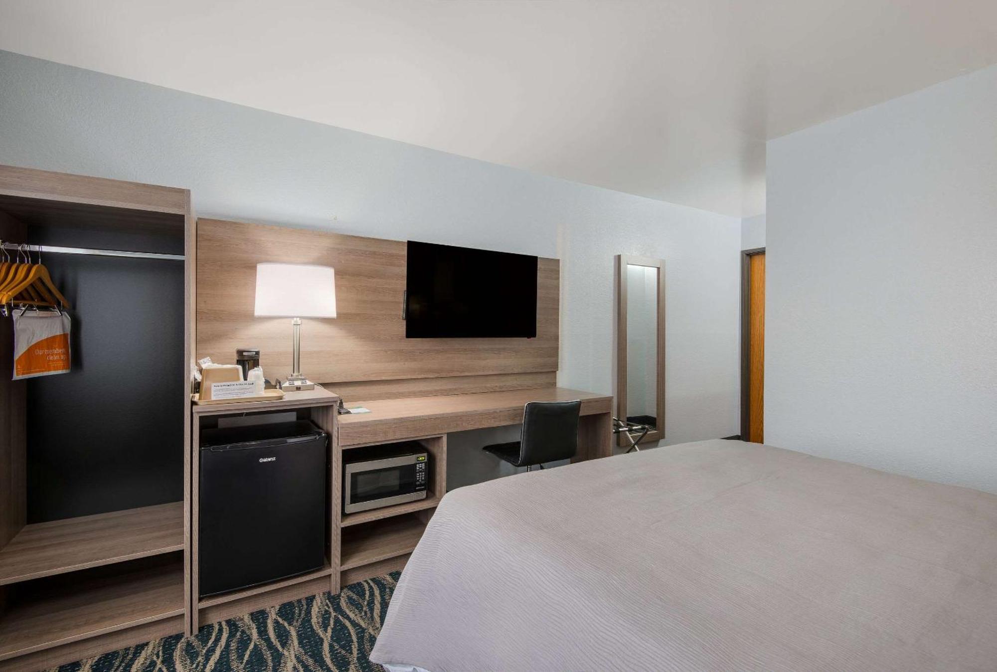 Quality Inn Oneida Exterior photo