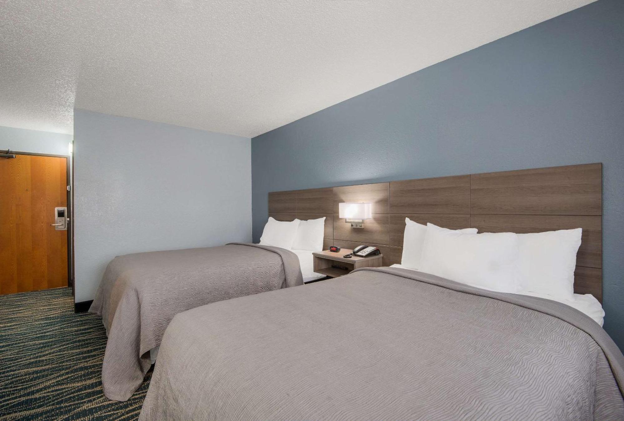 Quality Inn Oneida Exterior photo